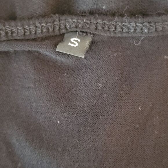 Disney Mulan t-shirt Size M Plus one more item Beauty and the Beast t-shirt - Picture 12 of 12